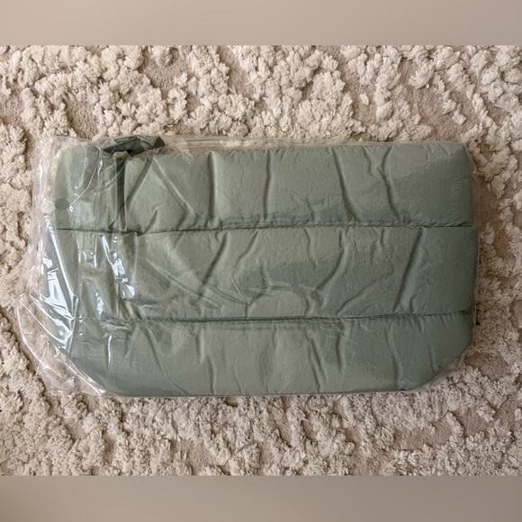 Sage Green Puffy Makeup Bag - Picture 2 of 4
